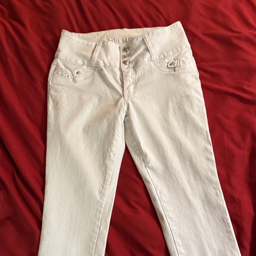 Elegant White High Rise Women's Jeans